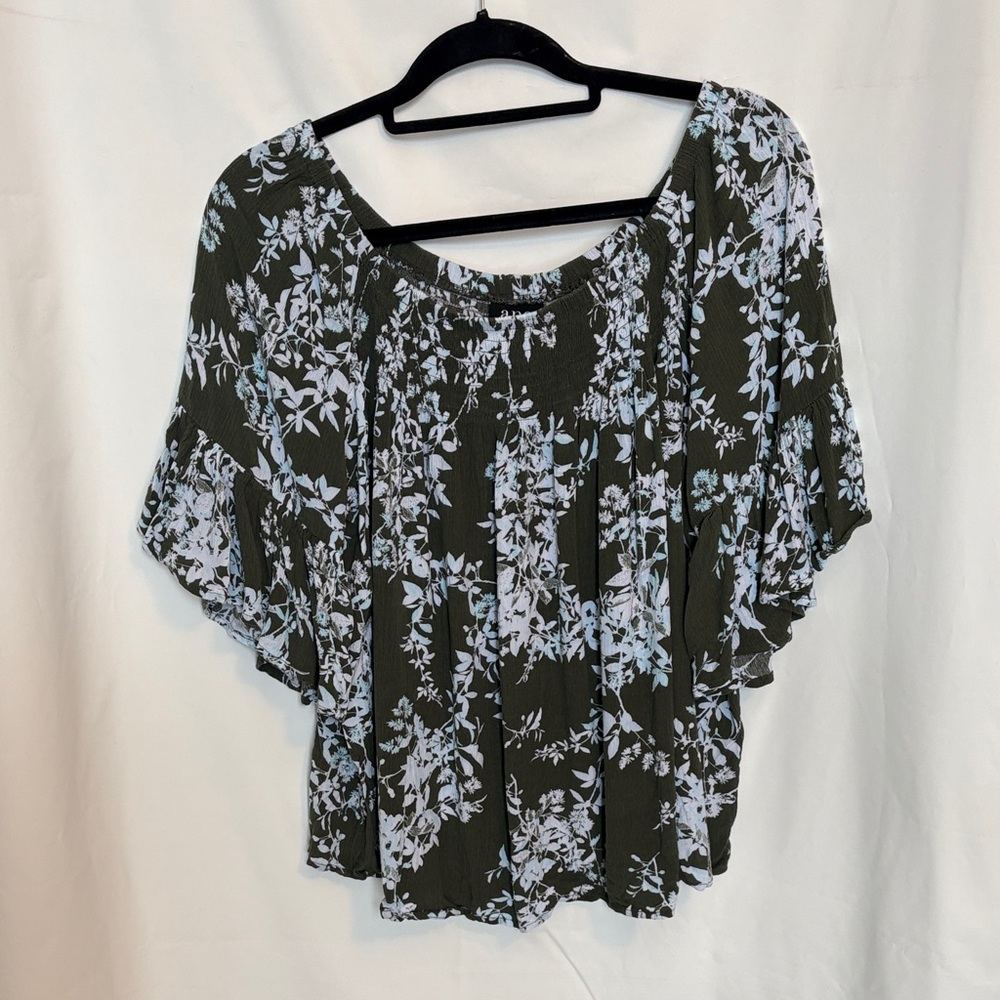 A.N.A. Floral Women's Top - Olive Green and White size XXL